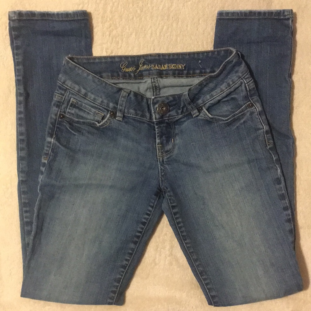 Guess •Jeans• - Picture 2 of 2